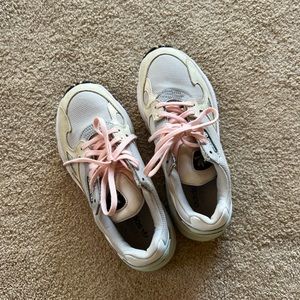 Adidas torsion pastel tennis shoes